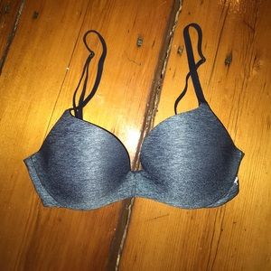 Victoria’s Secret pink 32 C push up bra